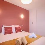 3 De Luxe 6 Personnes, Centre Ville, Clim, Ascenseur