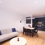 3 De Luxe 6 Personnes, Centre Ville, Clim, Ascenseur *