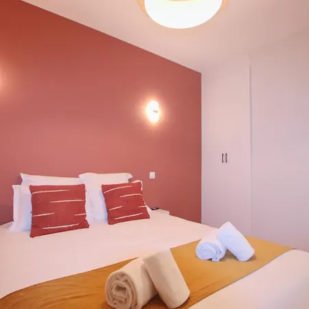 3 De Luxe 6 Personnes, Centre Ville, Clim, Ascenseur