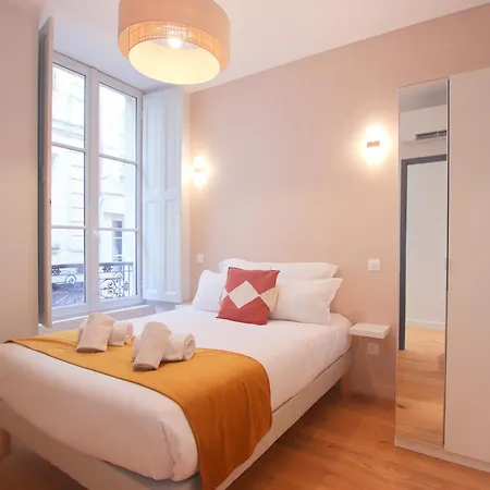 3 De Luxe 6 Personnes, Centre Ville, Clim, Ascenseur Apartmán *