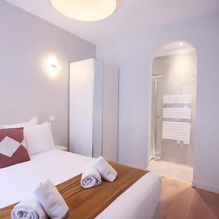 3 De Luxe 6 Personnes, Centre Ville, Clim, Ascenseur