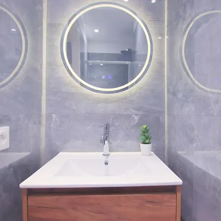 3 De Luxe 6 Personnes, Centre Ville, Clim, Ascenseur Apartmán *
