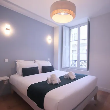 3 De Luxe 6 Personnes, Centre Ville, Clim, Ascenseur Bordeaux