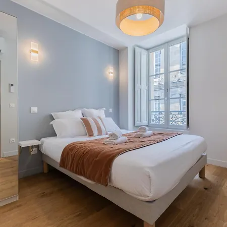 3 De Luxe 6 Personnes, Centre Ville, Clim, Ascenseur