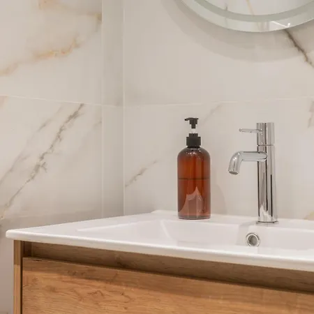 3 De Luxe 6 Personnes, Centre Ville, Clim, Ascenseur * Bordeaux