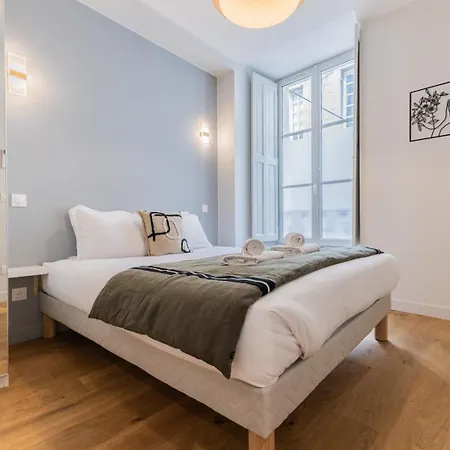 3 De Luxe 6 Personnes, Centre Ville, Clim, Ascenseur Appartamento *