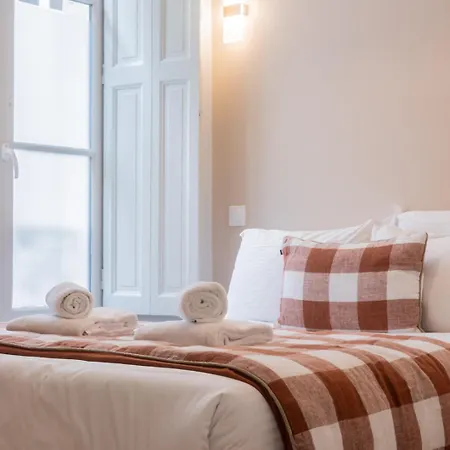 3 De Luxe 6 Personnes, Centre Ville, Clim, Ascenseur