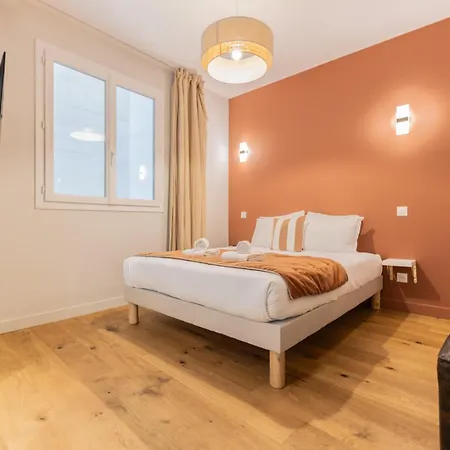 3 De Luxe 6 Personnes, Centre Ville, Clim, Ascenseur Appartamento *