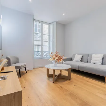 3 De Luxe 6 Personnes, Centre Ville, Clim, Ascenseur Appartamento